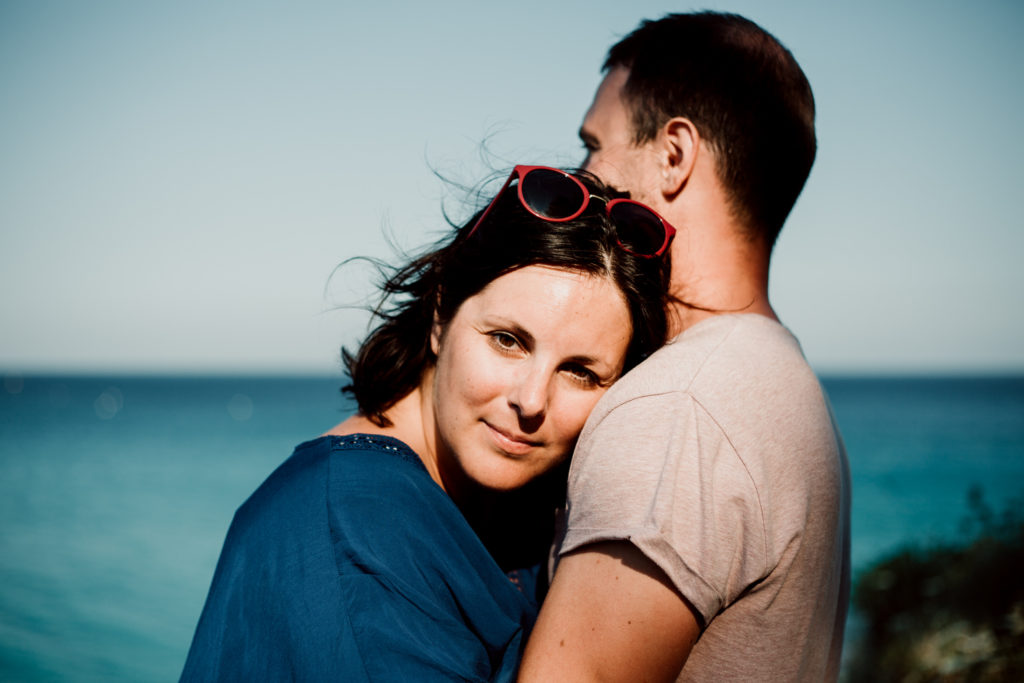 Séance photo de couple à la mer