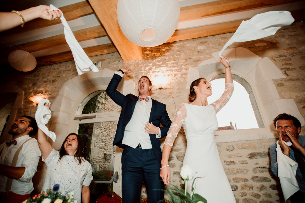 Entrée des mariés salle du Domaine du Bouloy